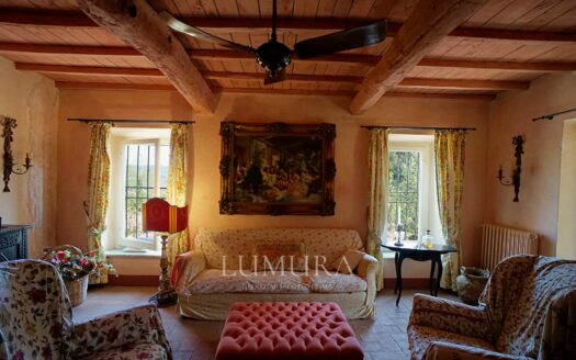 5 Bedrooms Country House in Camaiore