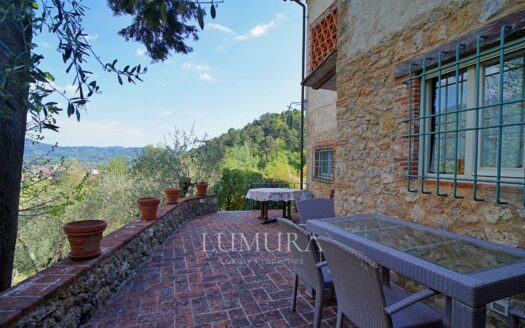 5 Bedrooms Country House in Camaiore