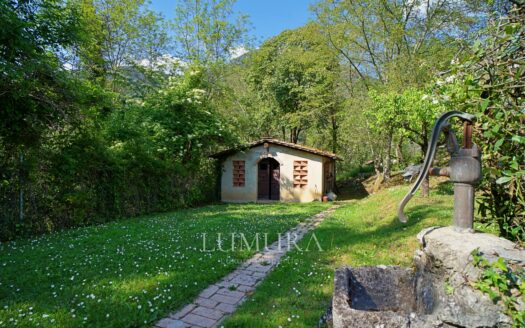 5 Bedrooms Country House in Camaiore