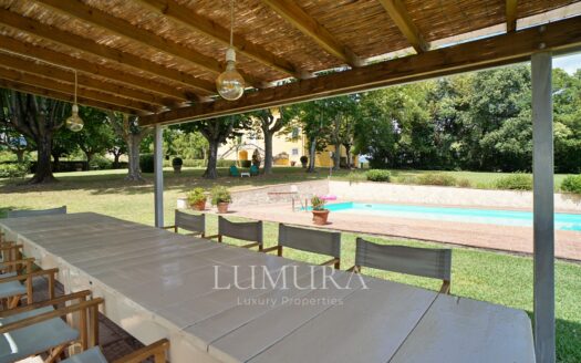 Historic Villa in unparalleled position