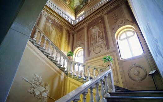 Majestic 18th Century Villa near Pisa