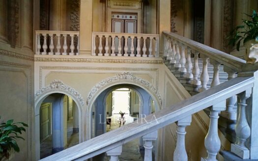Majestic 18th Century Villa near Pisa