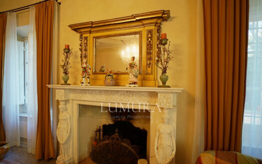 Beachfront 10-Bedroom Villa Near Forte Dei Marmi