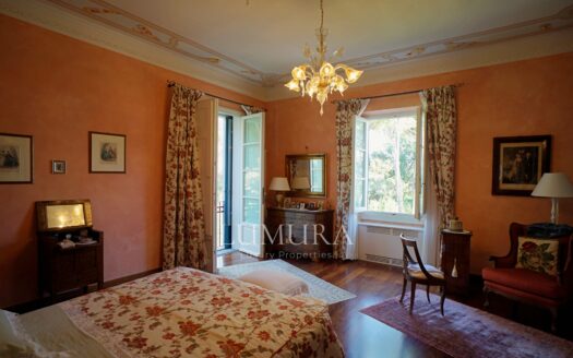 Beachfront 10-Bedroom Villa Near Forte Dei Marmi
