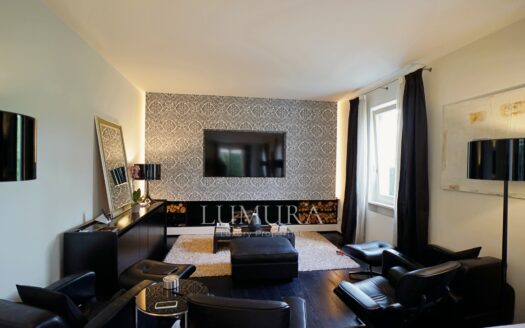 Luxury 6-Bedroom Villa in Forte Dei Marmi