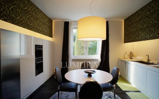 Luxury 6-Bedroom Villa in Forte Dei Marmi