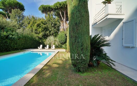 Luxury 6-Bedroom Villa in Forte Dei Marmi