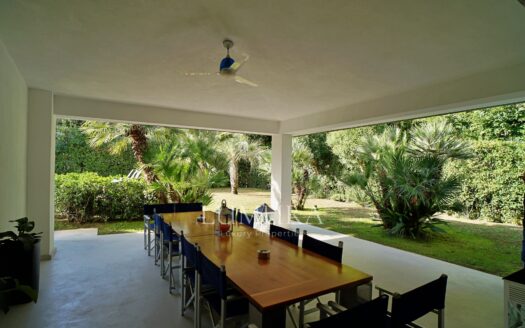 Luxury 6-Bedroom Villa in Forte Dei Marmi