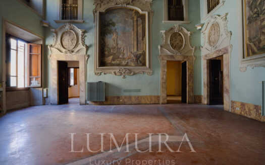 Prestigious apartment in Pistoia