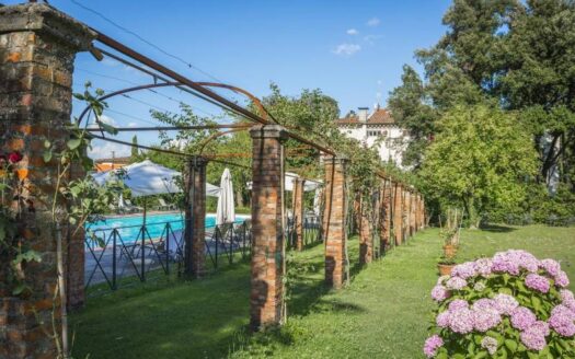 40-Bedroom Hotel in Lucca