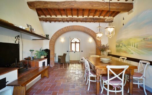 Big portion of lovely 7 bedroom villa