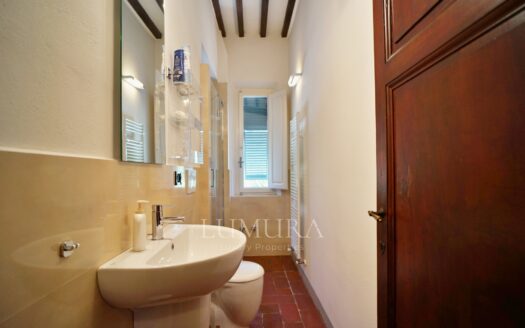 Big portion of lovely 7 bedroom villa