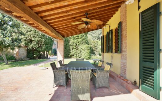 Big portion of lovely 7 bedroom villa