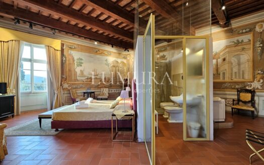 Luxury Villa Hotel with Restaurant