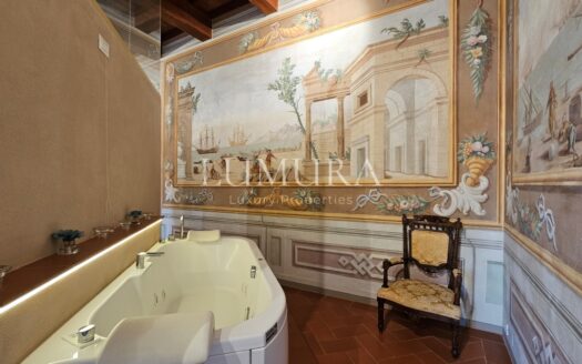 Luxury Villa Hotel with Restaurant