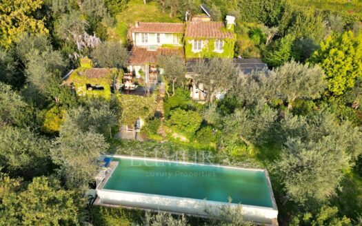 Rare Gem with Sea View