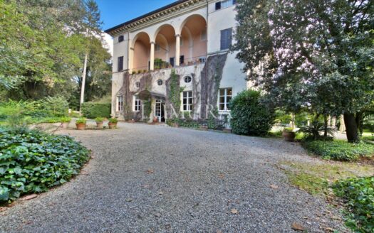 40-Bedroom Hotel in Lucca