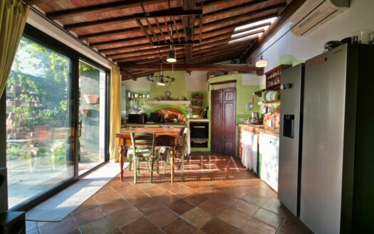 Rare Gem with Sea View