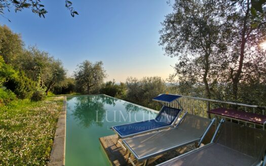Rare Gem with Sea View