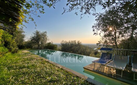 Rare Gem with Sea View