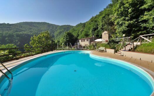 Sustainable Tuscan Estate with Superb Views