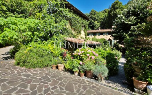 Magical Tuscan Hamlet with 14 Hectares near Lucca