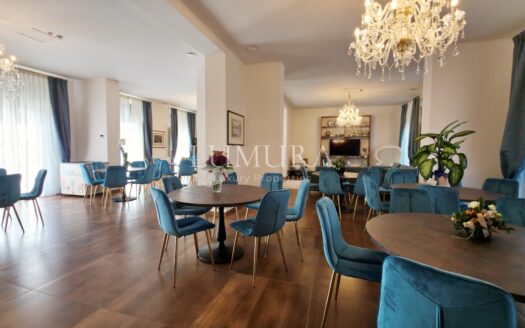 16-Bedroom Villa Close to Lucca