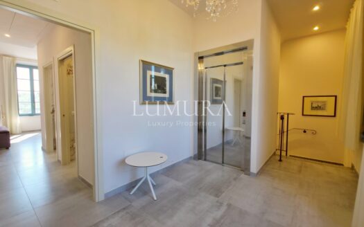 16-Bedroom Villa Close to Lucca