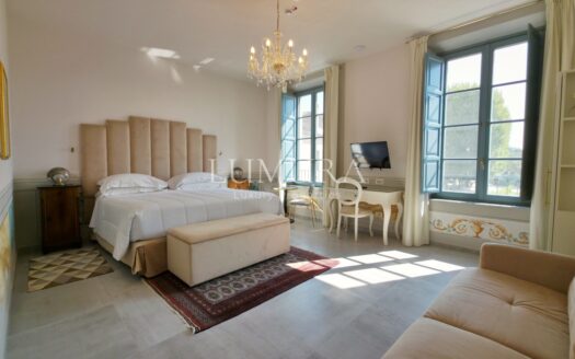 16-Bedroom Villa Close to Lucca