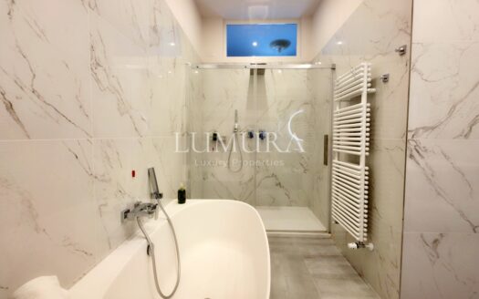 16-Bedroom Villa Close to Lucca
