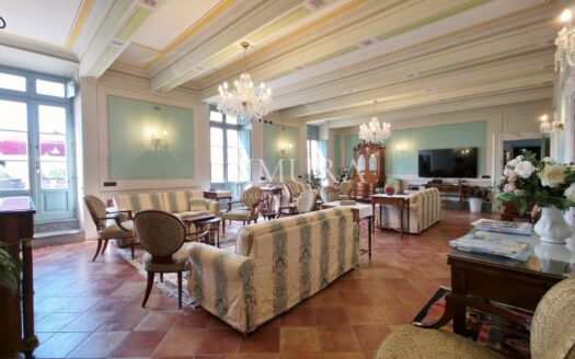 16-Bedroom Villa Close to Lucca