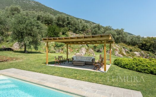 Elegant 5-Bedroom Villa