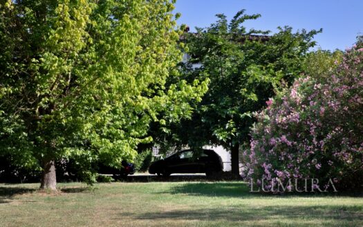 Exclusive Aparment inside a 16th Century Villa