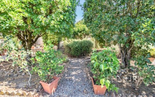 Exclusive Aparment inside a 16th Century Villa