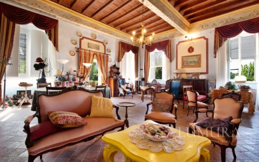 Exclusive Aparment inside a 16th Century Villa