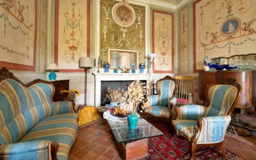 Exclusive Aparment inside a 16th Century Villa