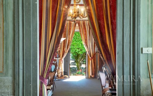 Exclusive Aparment inside a 16th Century Villa