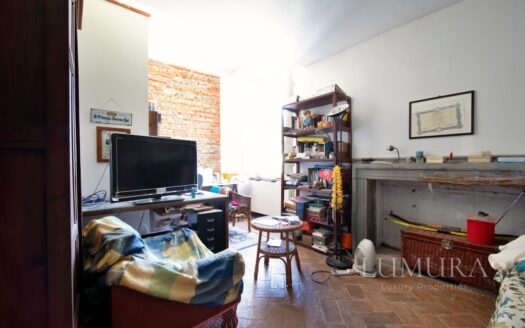 Exclusive Aparment inside a 16th Century Villa