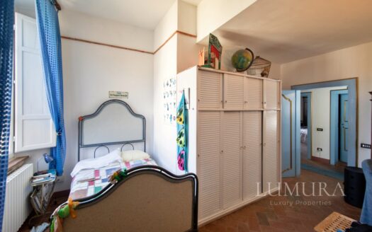 Exclusive Aparment inside a 16th Century Villa