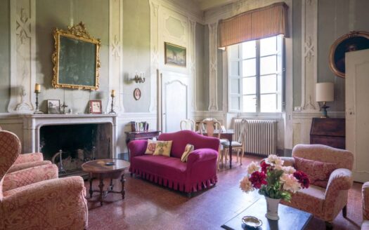 Historic Villa in unparalleled position