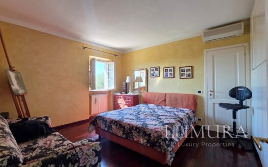 Country House with Pool 20 min from Lucca