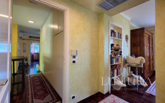 Country House with Pool 20 min from Lucca