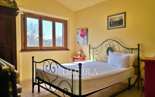Small Farmhouse with 45 hectares of woods
