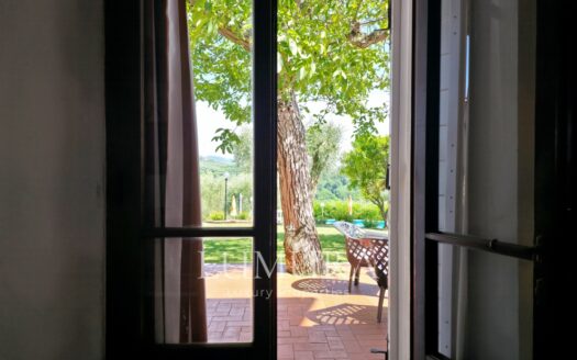 Hilltop Country House in Massarosa