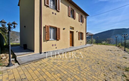 Little Two Bedroom House with Panoramic View