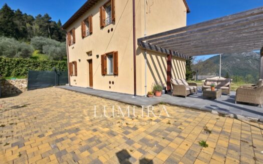 Little Two Bedroom House with Panoramic View