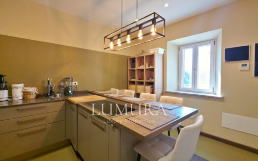 Little Two Bedroom House with Panoramic View
