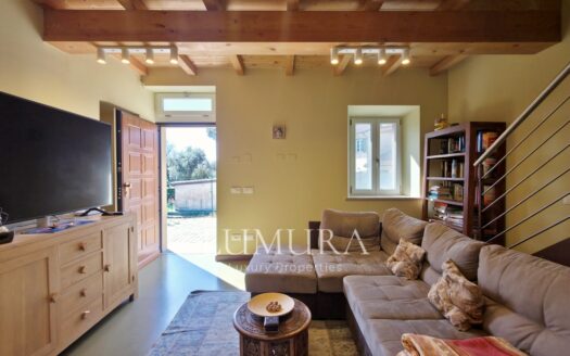 Little Two Bedroom House with Panoramic View
