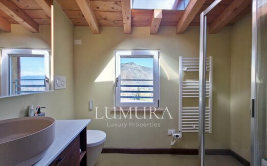 Little Two Bedroom House with Panoramic View